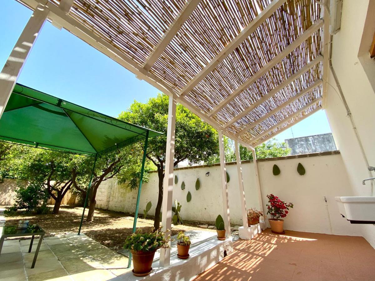 La Casa Di Nina Apartment Surano Екстериор снимка